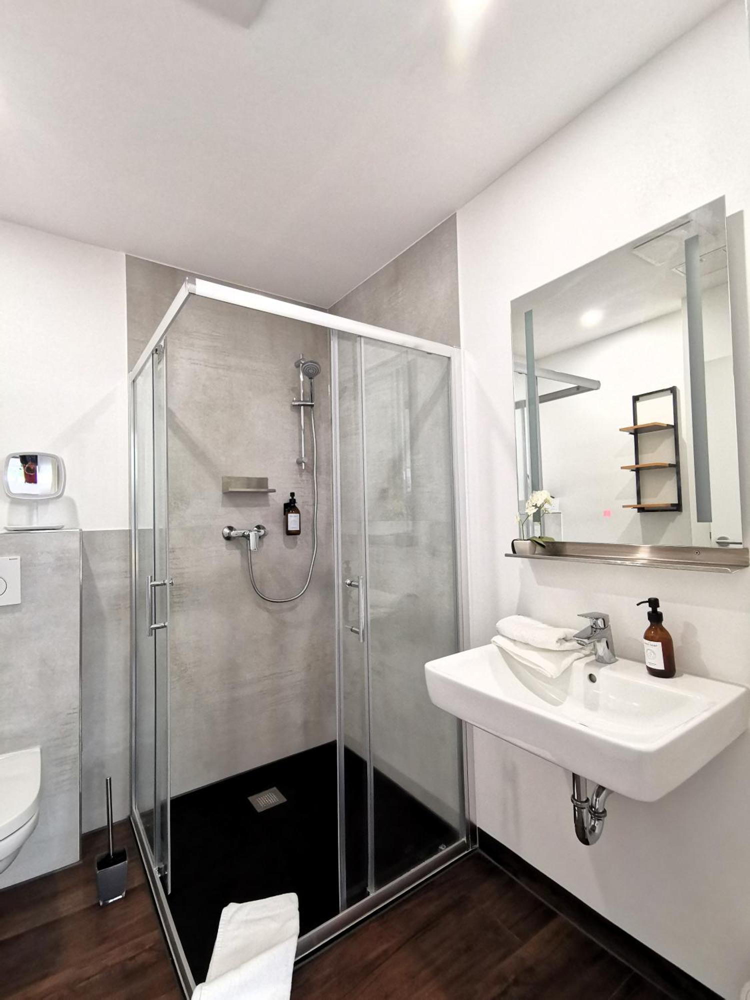 Bohnapartments Am Anger - Zentrum - Vollausstattung - Wlan แอร์ฟวร์ท ภายนอก รูปภาพ